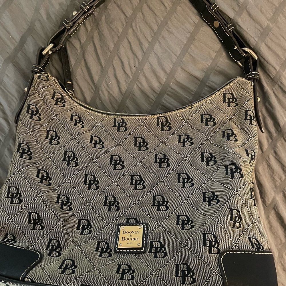 Purse Dooney&Bourke